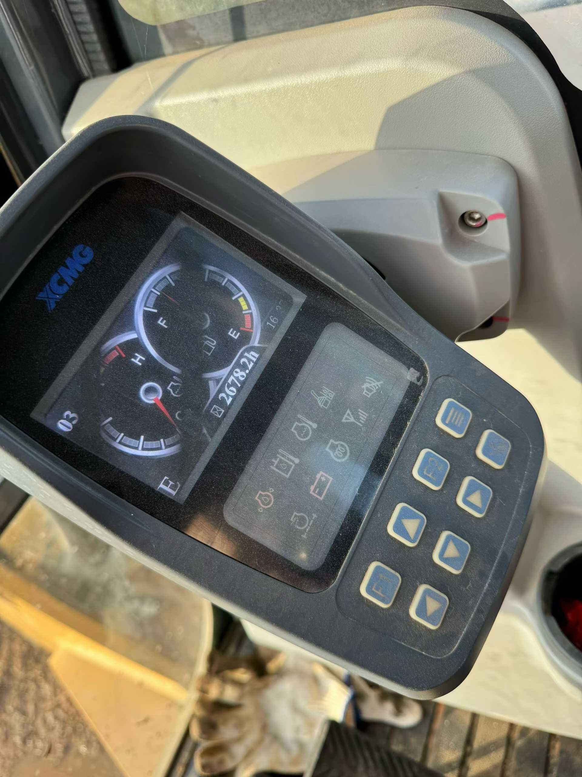 Buy XCMG XE60 Used Excavator / 3 Used XCMG XE60 Excavator 2022 Model / 3