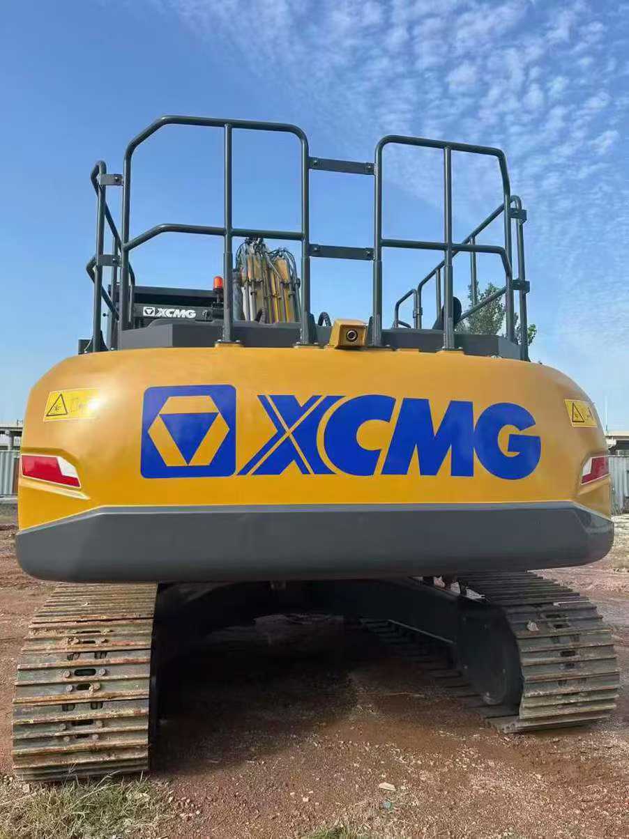 Buy XCMG XE245GH Used Excavator / 3 Used XCMG XE245GH Excavator 2016 Model / 3