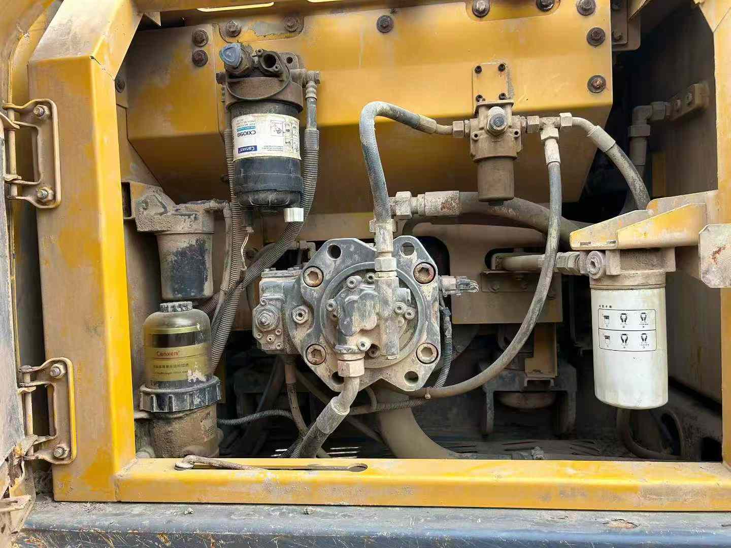 Buy XCMG LW200 Used Excavator / 6 Used XCMG LW200 Excavator 2021 Model / 6