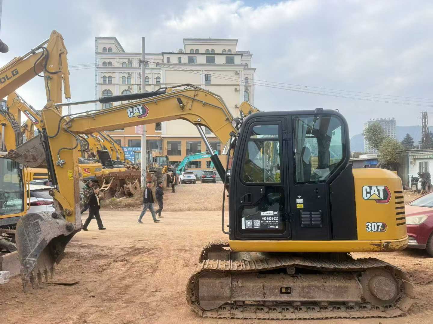 Buy Caterpillar 307V2 Used Excavator / 1