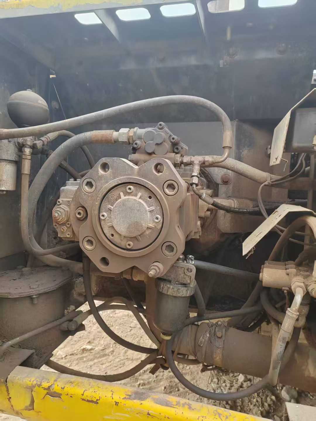 Buy Sumitomo SH200 Used Excavator / 4 Used Sumitomo SH200 Excavator 2016 Model / 4