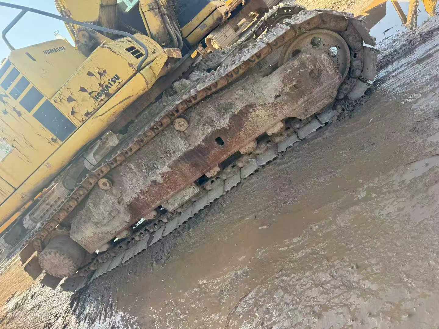 Buy Komatsu PC200-6 Used Excavator / 7 Used Komatsu PC200-6 Excavator 2016 Model / 7