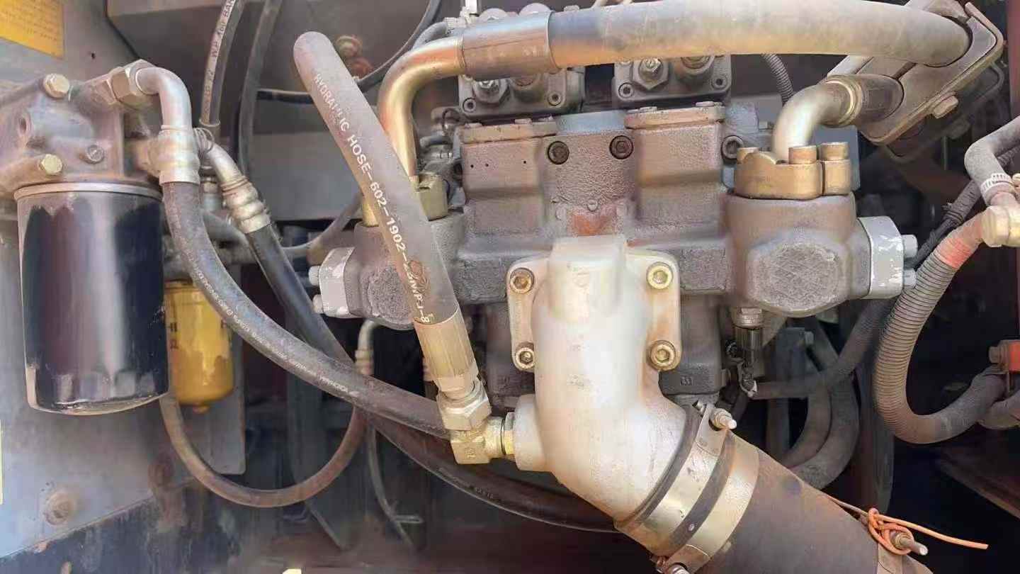 Buy Hitachi ZAXIS200 Used Excavator / 3 Used Hitachi ZAXIS200 Excavator 2014 Model / 3