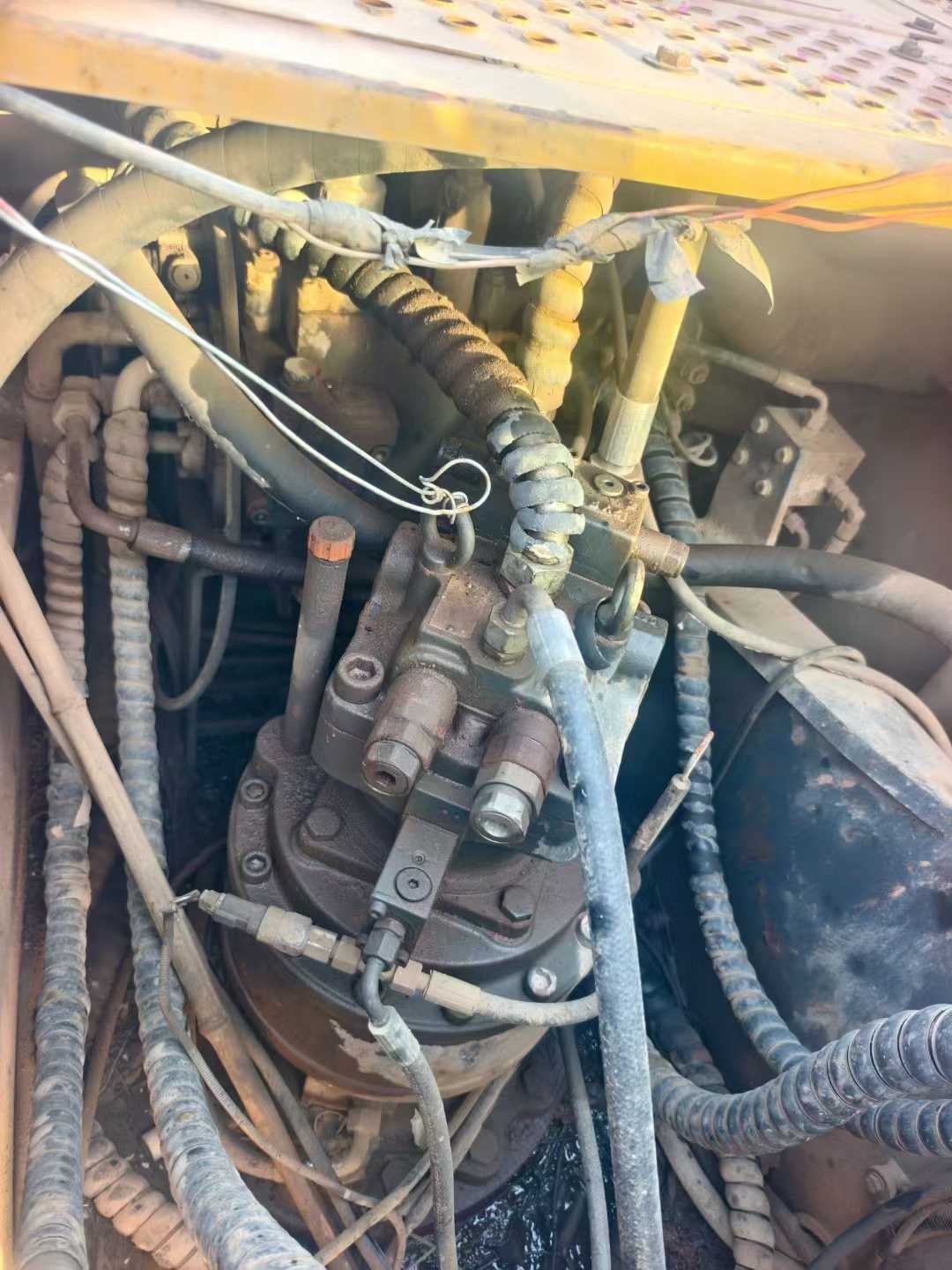 Buy XCMG LW200 Used Excavator / 7 Used XCMG LW200 Excavator 2018 Model / 7