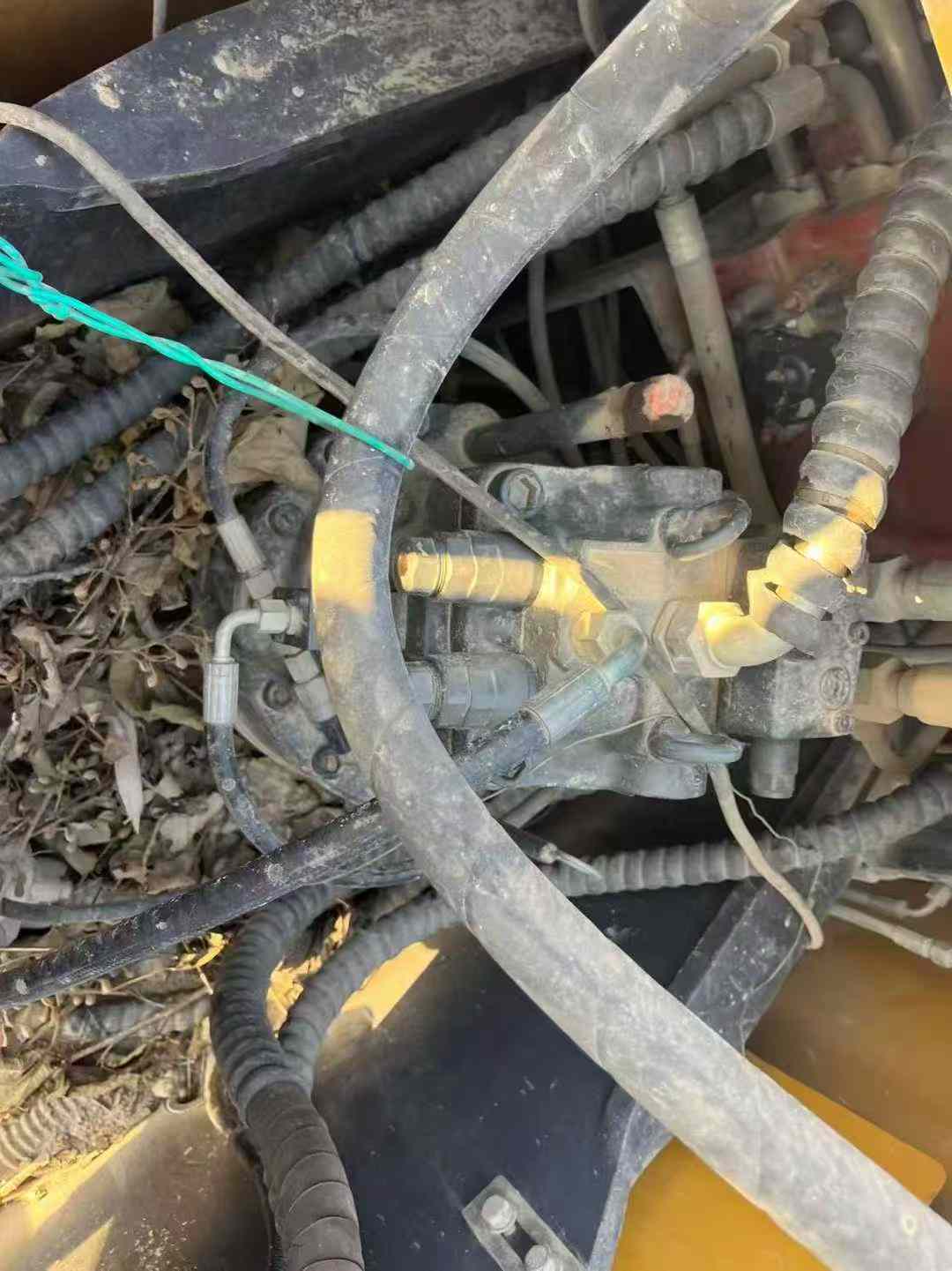 Buy XCMG LW200 Used Excavator / 5 Used XCMG LW200 Excavator 2017 Model / 5