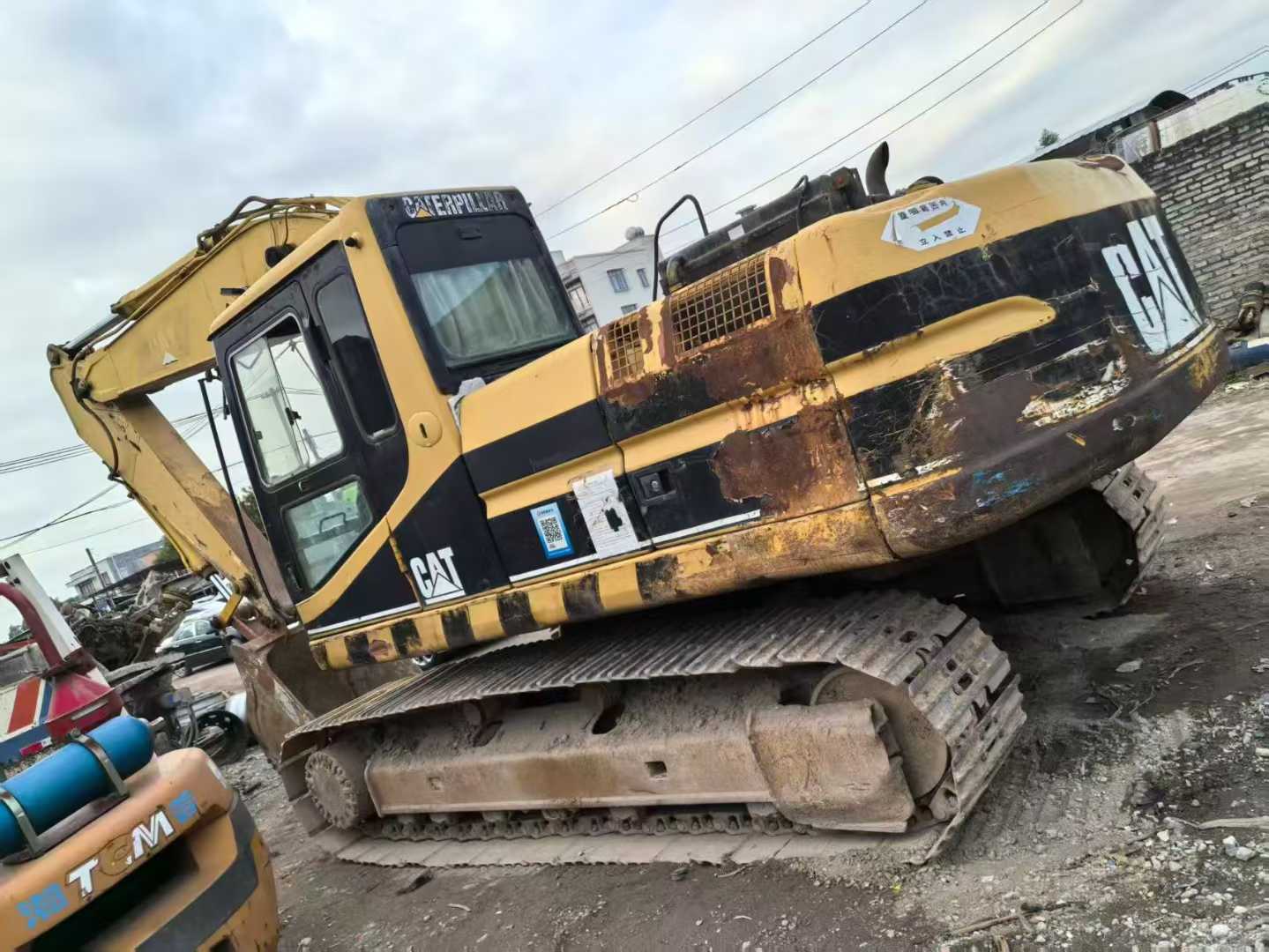 Used Caterpillar 320B Excavator 2016 Model / 3