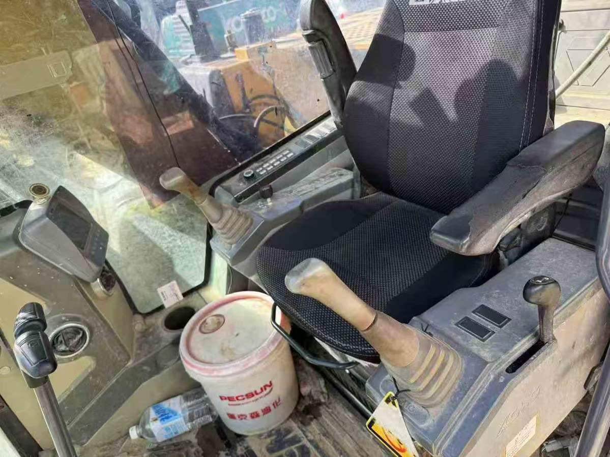 Buy XCMG XE135GA Used Excavator / 2 Used XCMG XE135GA Excavator 2017 Model / 2