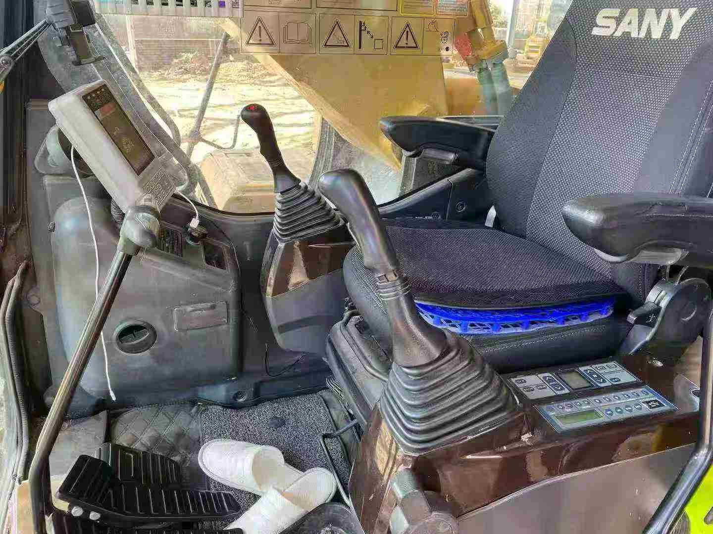 Buy Sany SY215W Used Excavator / 7 Used Sany SY215W Excavator 2018 Model / 7