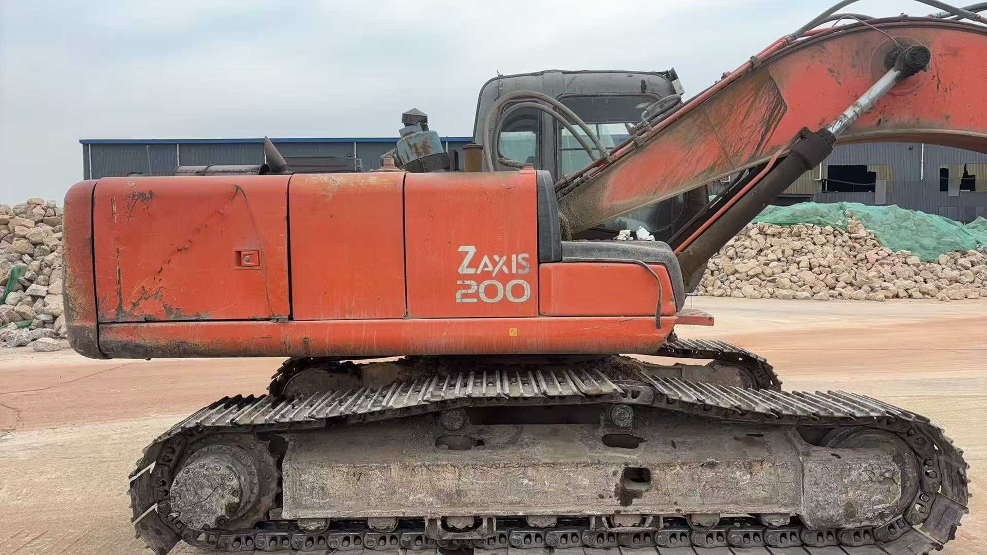 Buy Hitachi ZAXIS200 Used Excavator / 3 Used Hitachi ZAXIS200 Excavator 2016 Model / 3