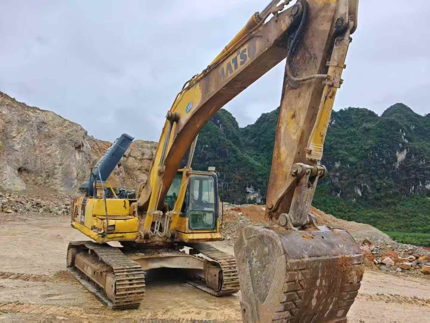 Buy Komatsu PC60 Used Excavator / 3 Used Komatsu PC60 Excavator 2015 Model / 3