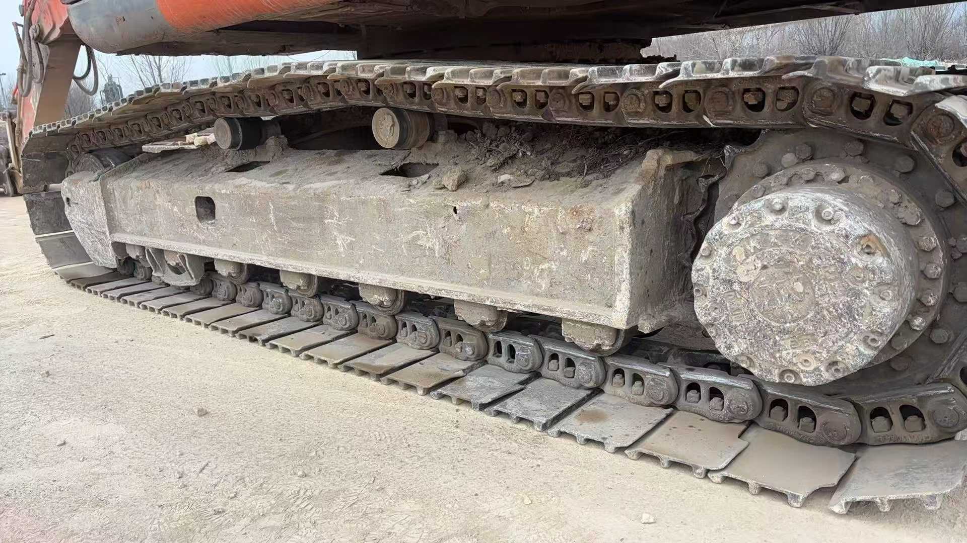 Buy Hitachi ZAXIS200 Used Excavator / 5 Used Hitachi ZAXIS200 Excavator 2016 Model / 5