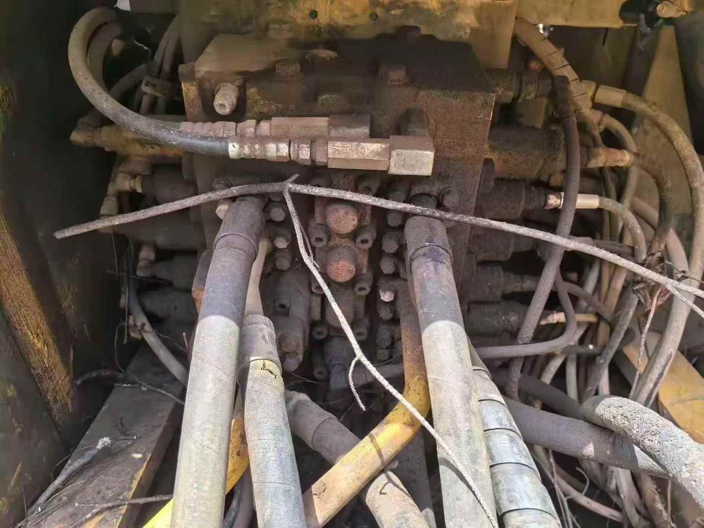 Buy Komatsu PC200 Used Excavator / 7 Used Komatsu PC200 Excavator 2007 Model / 7