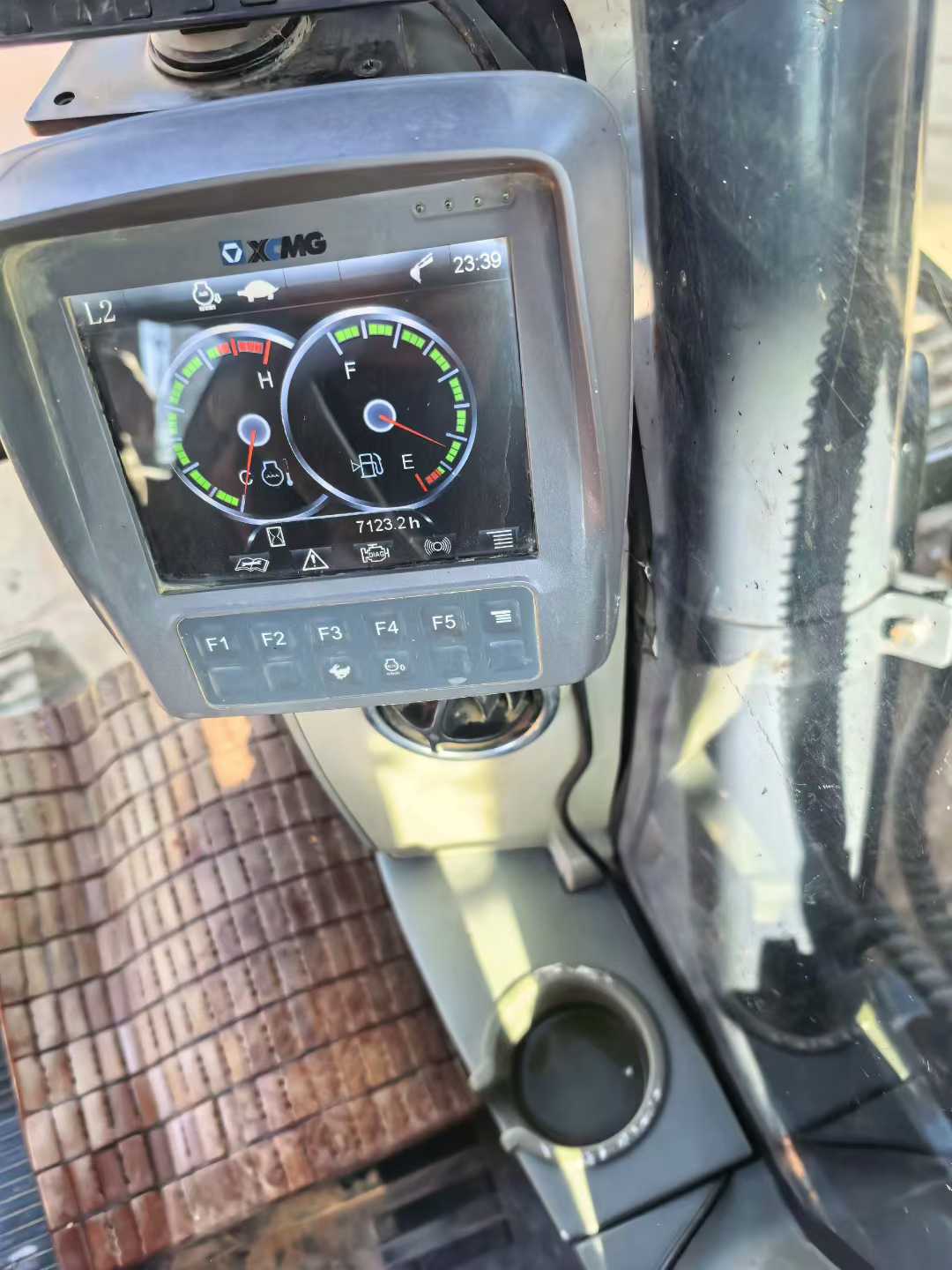 Buy XCMG XE135GA Used Excavator / 3 Used XCMG XE135GA Excavator 2017 Model / 3