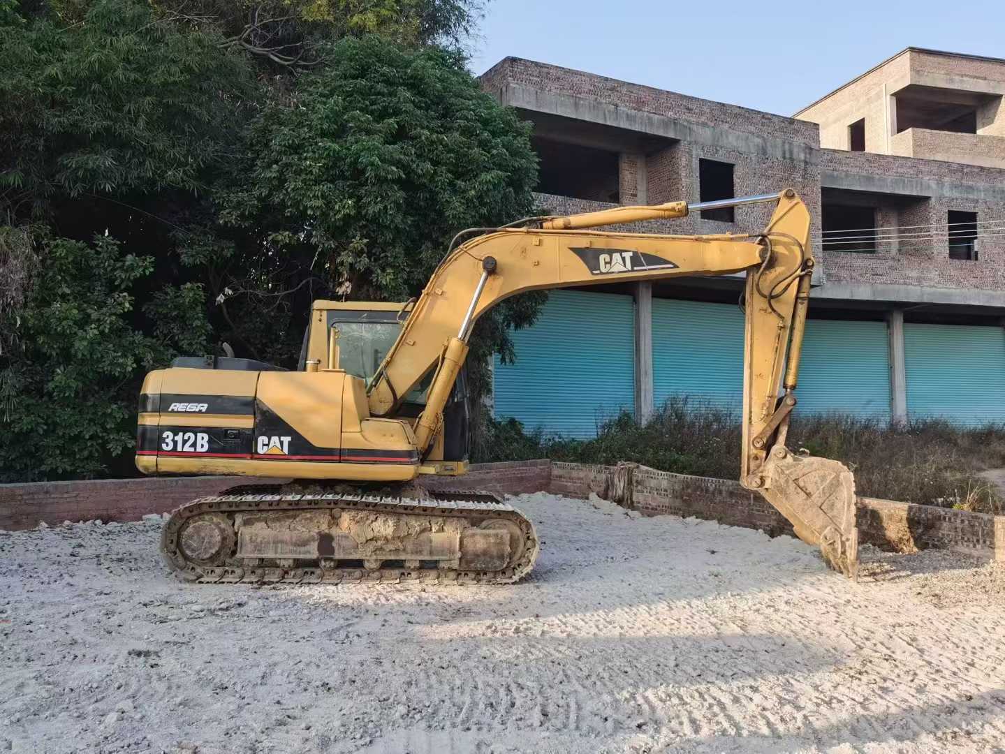 Buy Caterpillar 312V2 Used Excavator / 2 Used Caterpillar 312V2 Excavator 2016 Model / 2