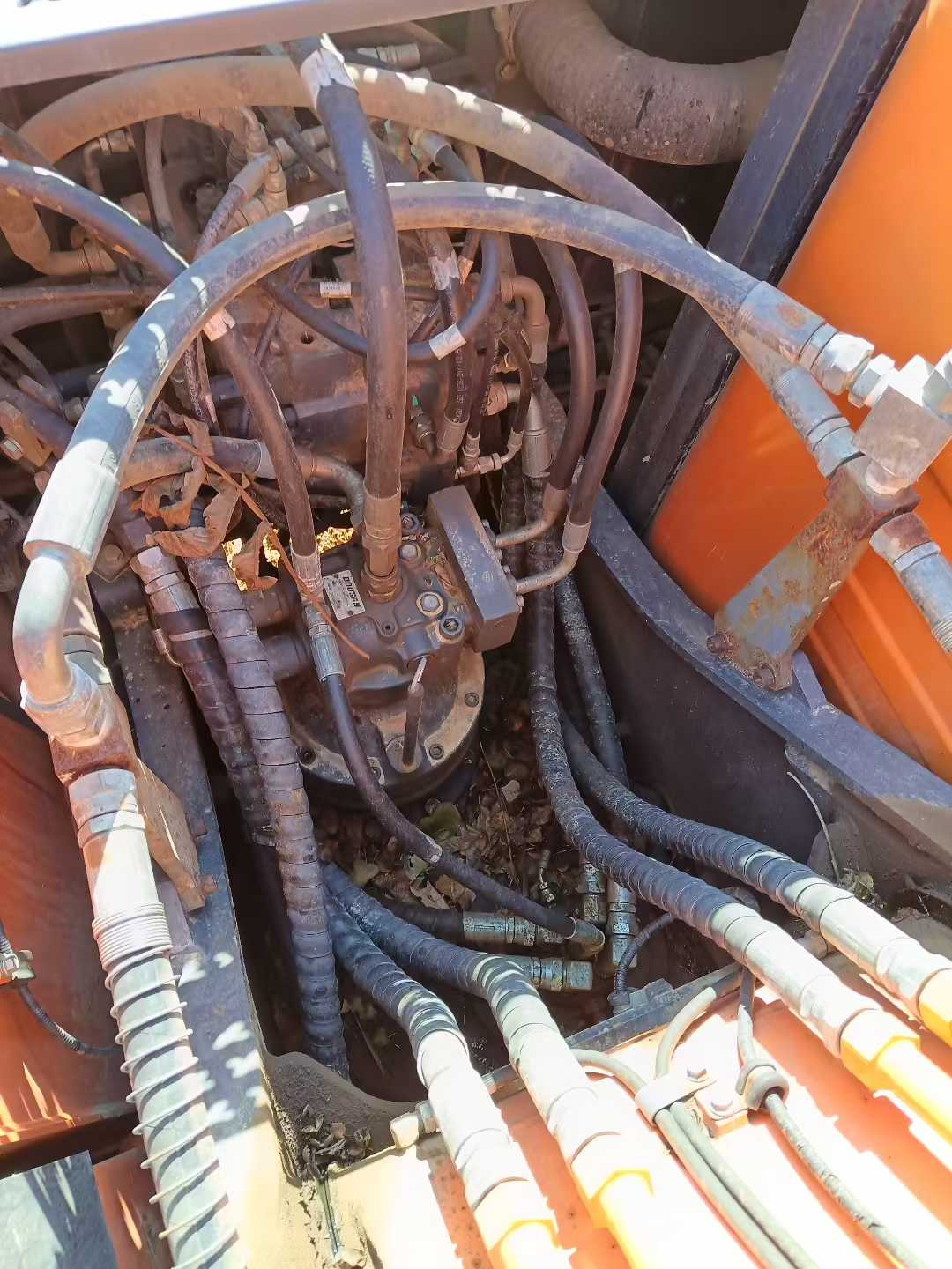 Buy Doosan DH130LC-V Used Excavator / 6 Used Doosan DH130LC-V Excavator 2021 Model / 6