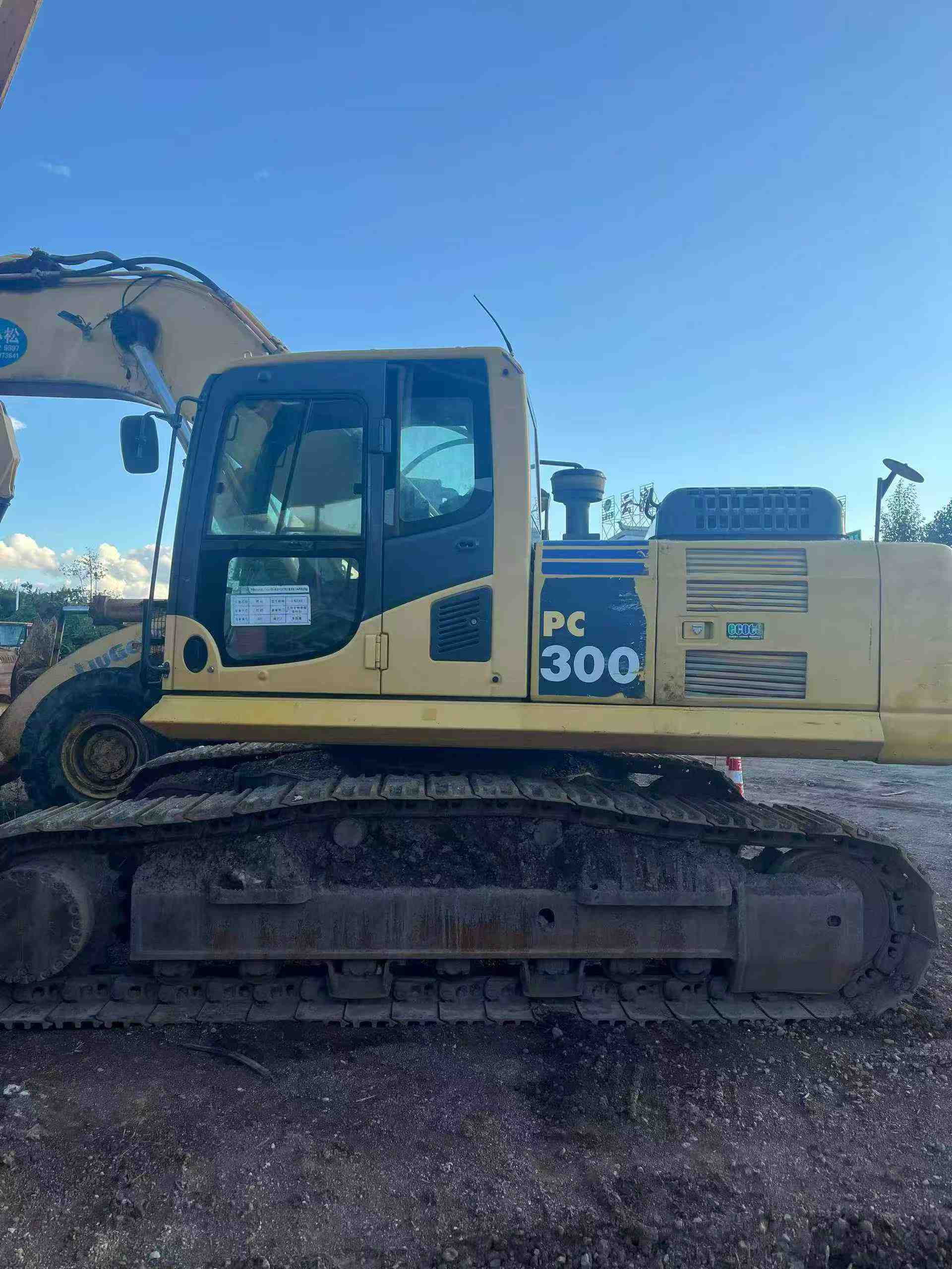 Buy Komatsu PC70 Used Excavator / 8 Used Komatsu PC70 Excavator 2018 Model / 8