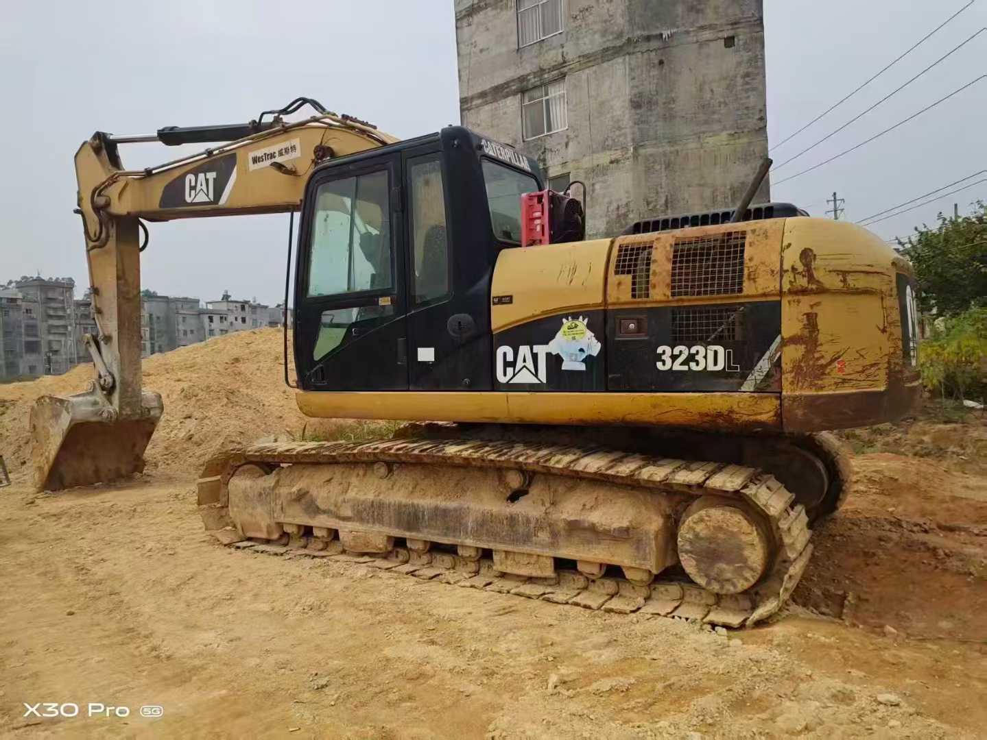 Used Caterpillar 320D Excavator 2016 Model / 5