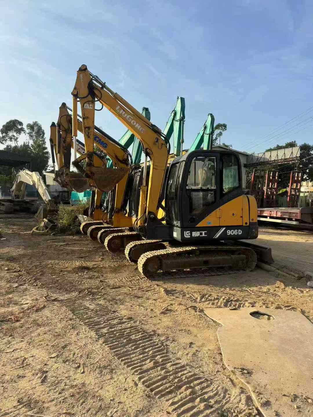 Buy XCMG ZL06 Used Excavator / 4 Used XCMG ZL06 Excavator 2016 Model / 4