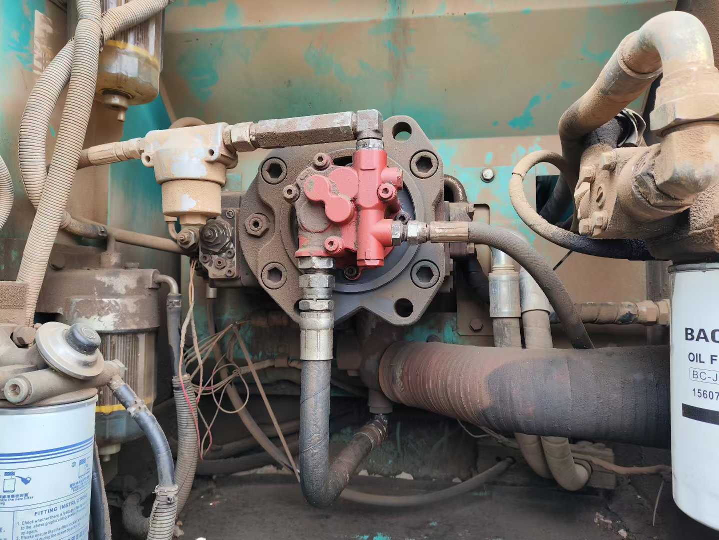 Buy Kobelco SK200 Used Excavator / 4 Used Kobelco SK200 Excavator 2012 Model / 4