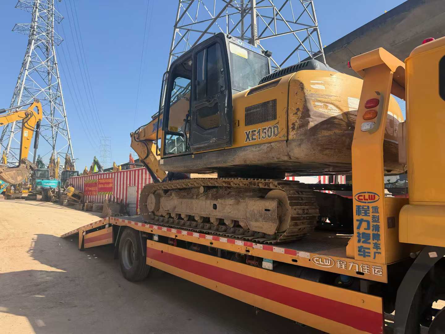 Buy XCMG XE135GA Used Excavator / 1