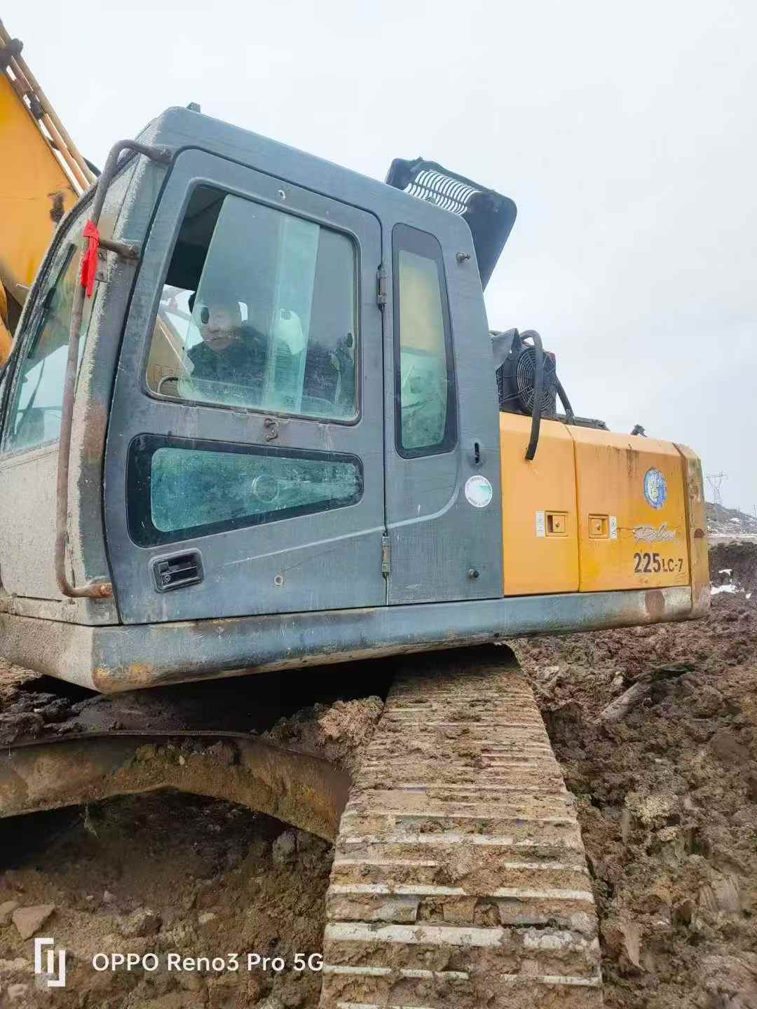 Buy Hyundai R225-7 Used Excavator / 3 Used Hyundai R225-7 Excavator 2012 Model / 3