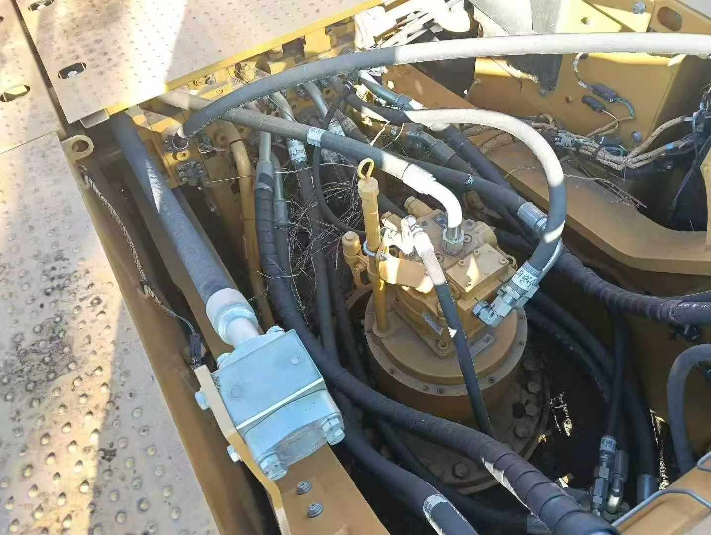 Used Caterpillar CT20 Excavator 2020 Model / 9