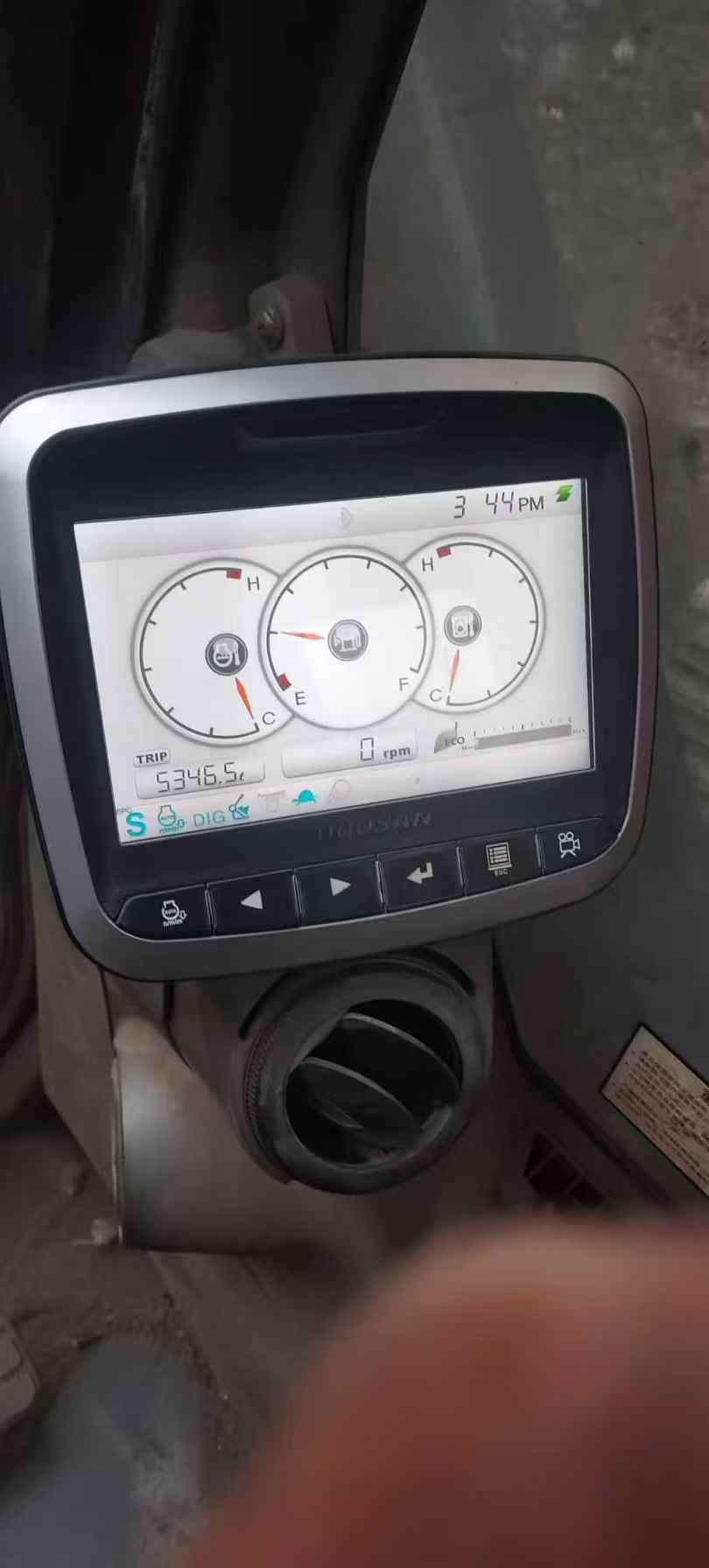 Used Doosan DX15 Excavator 2018 Model / 8