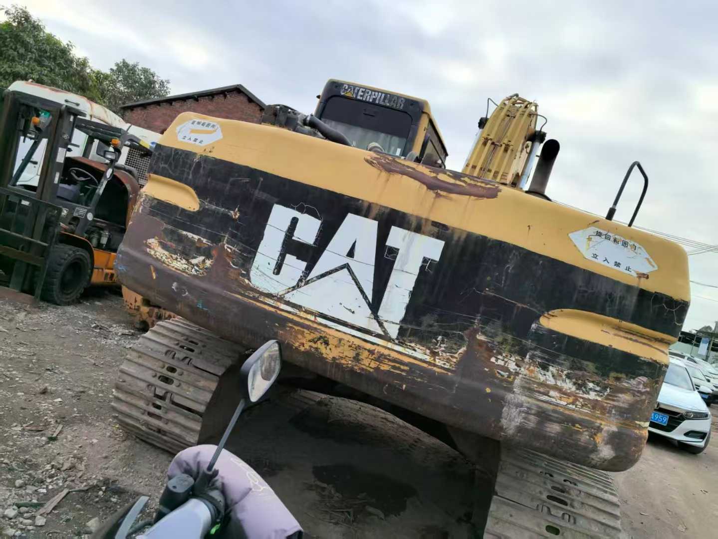 Used Caterpillar 320B Excavator 2016 Model / 2