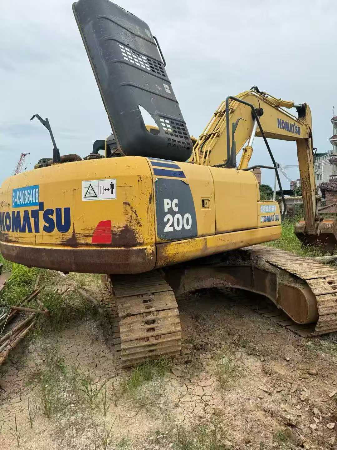 Buy Komatsu PC200-8 Used Excavator / 1
