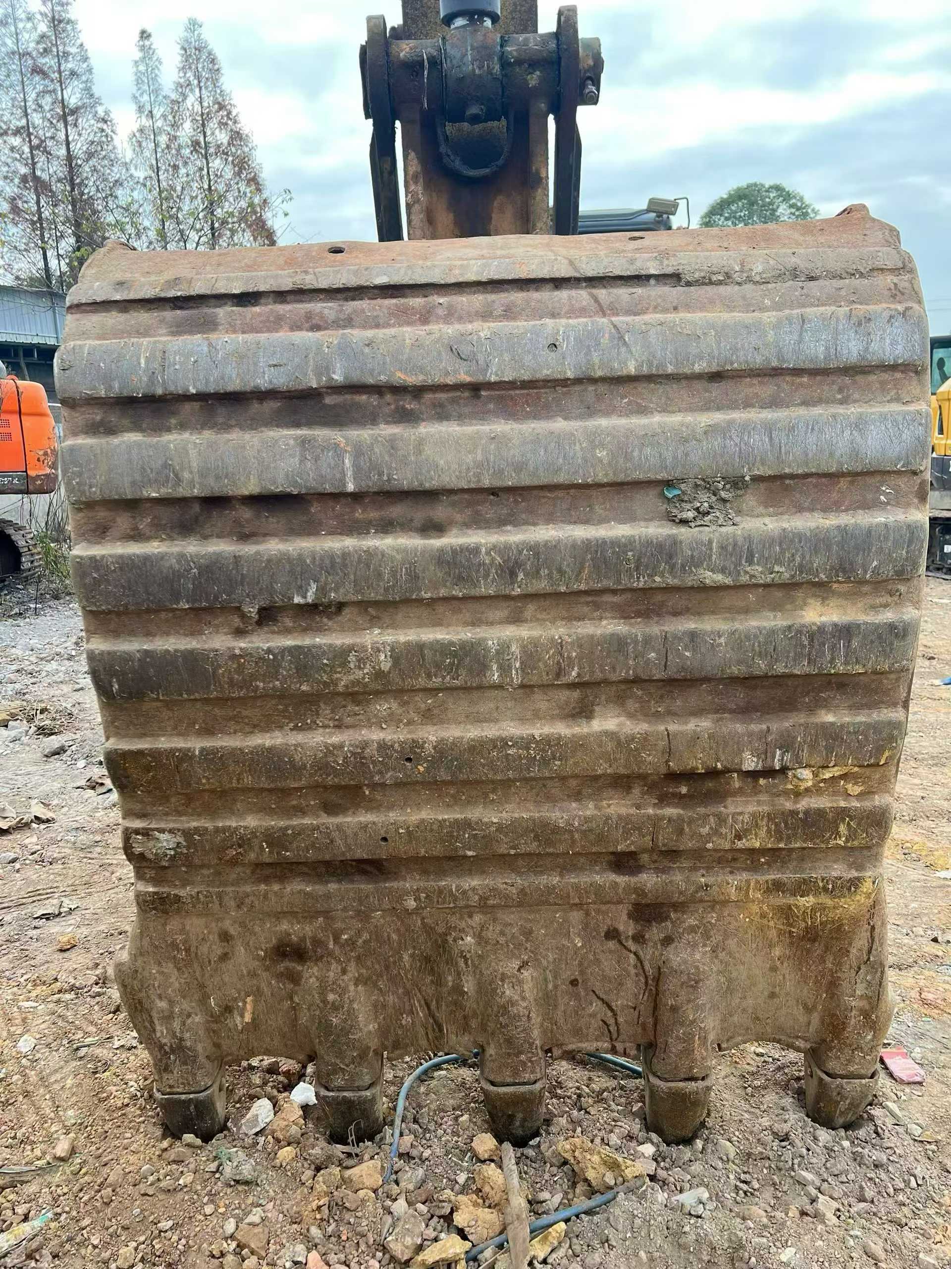 Buy XCMG XE245GH Used Excavator / 3 Used XCMG XE245GH Excavator 2020 Model / 3