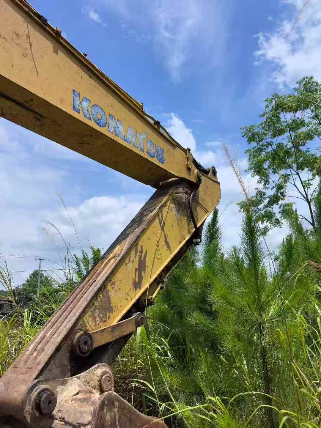 Buy Komatsu PC200 Used Excavator / 2 Used Komatsu PC200 Excavator 2007 Model / 2