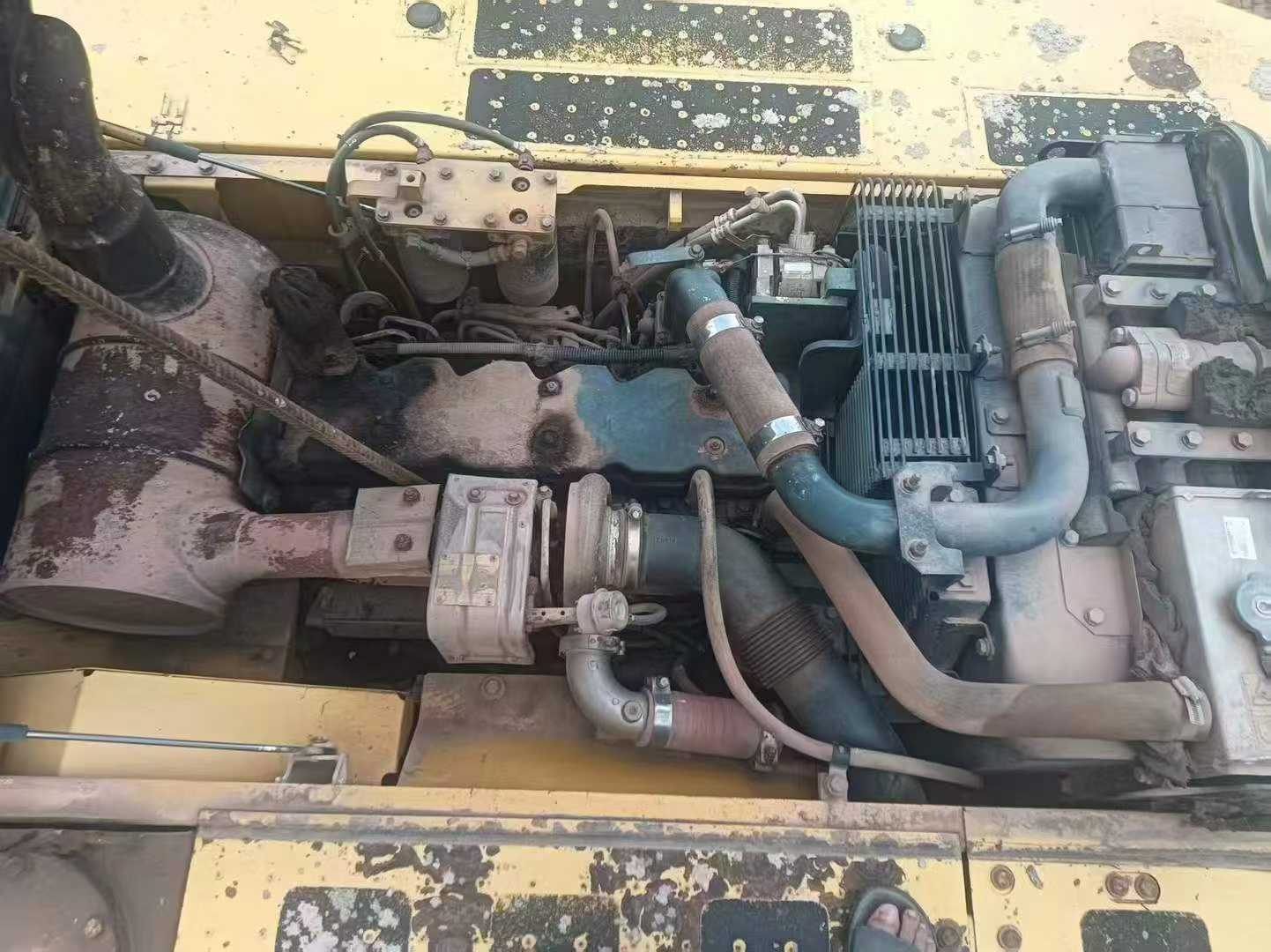 Buy Komatsu PC220-8 Used Excavator / 3 Used Komatsu PC220-8 Excavator 2016 Model / 3