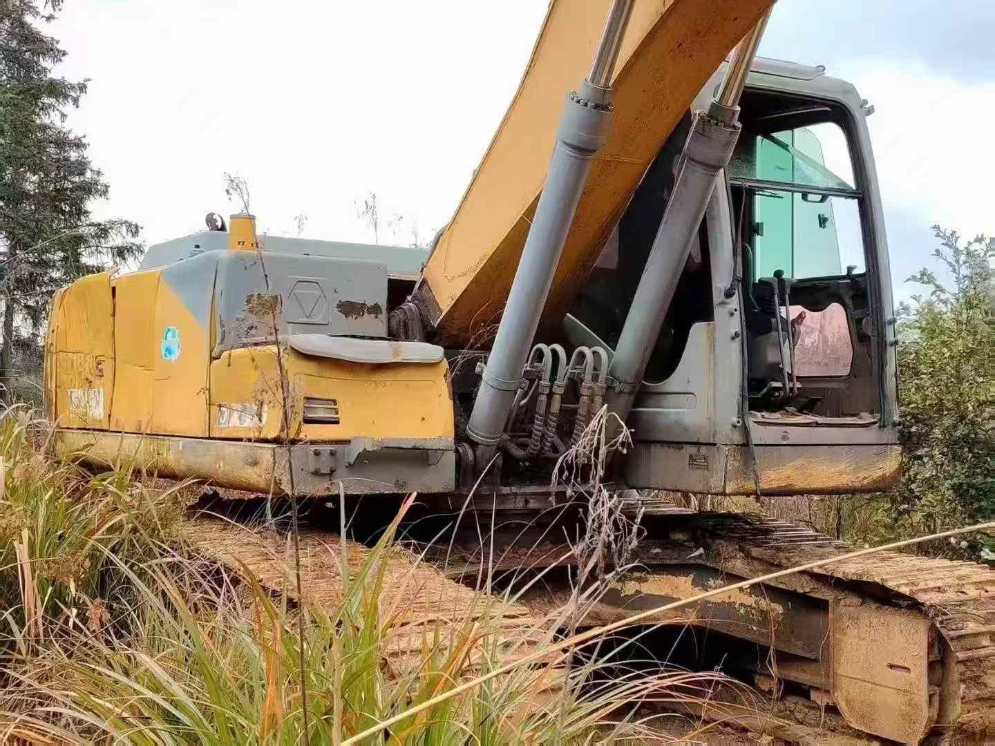 Used XCMG XE215 Excavator 2014 Model / 7