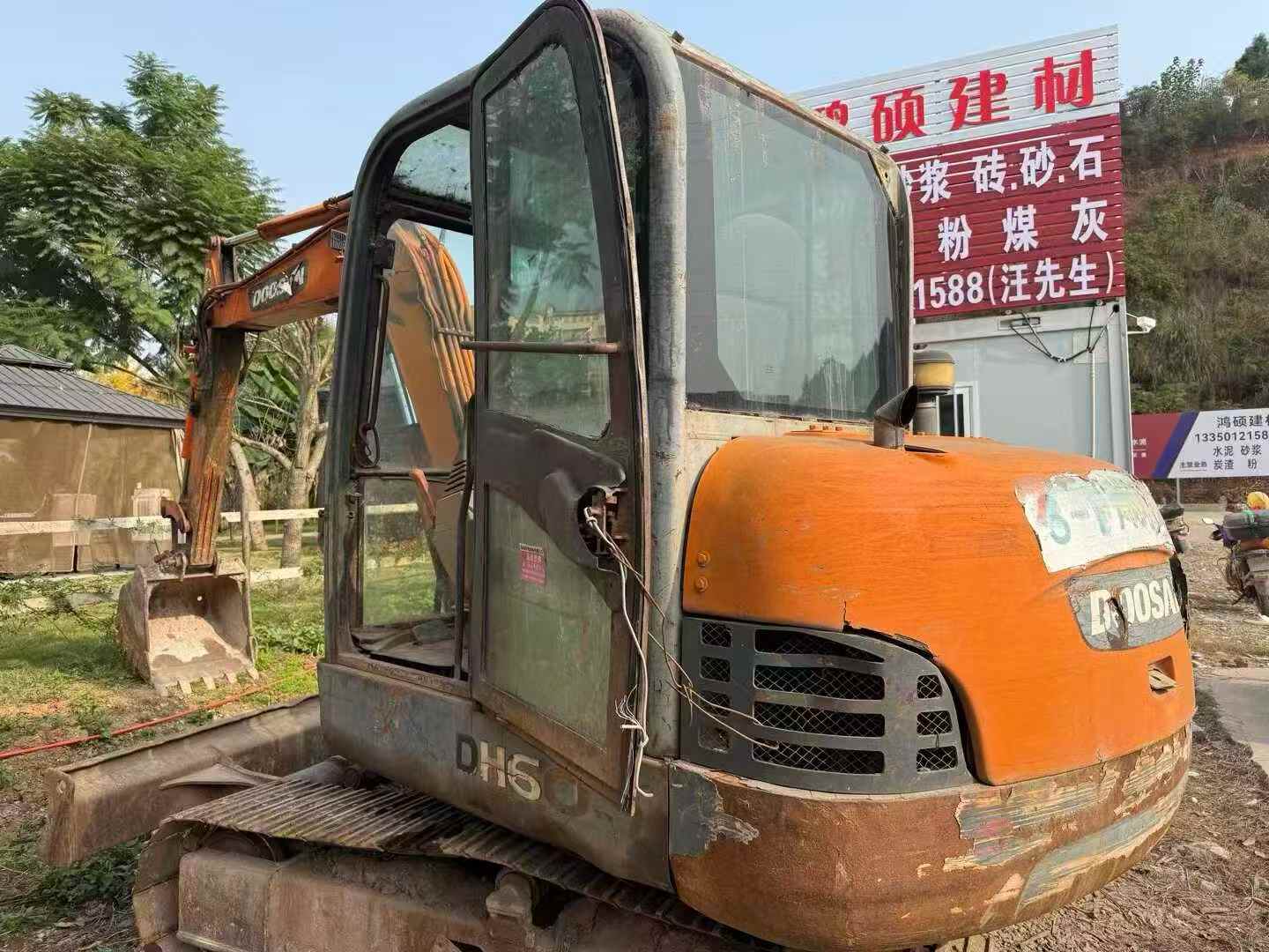 Buy Doosan DX60 Used Excavator / 2 Used Doosan DX60 Excavator 2016 Model / 2