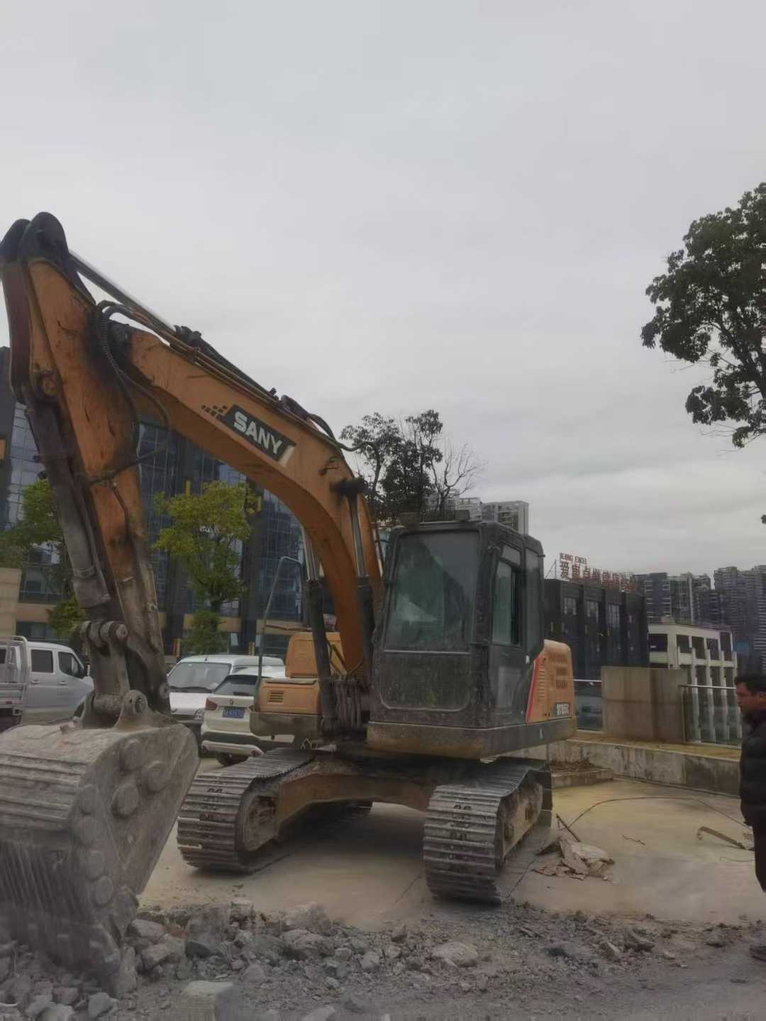 Buy Sany SY115C Used Excavator / 1
