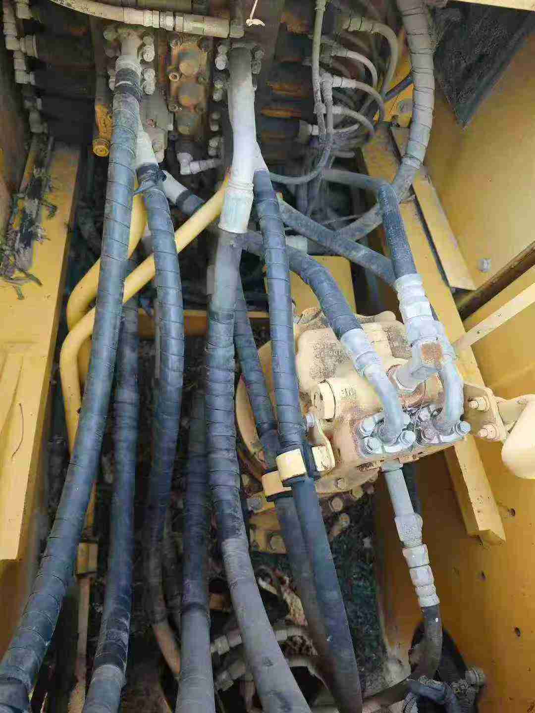 Buy Komatsu PC60 Used Excavator / 7 Used Komatsu PC60 Excavator 2015 Model / 7