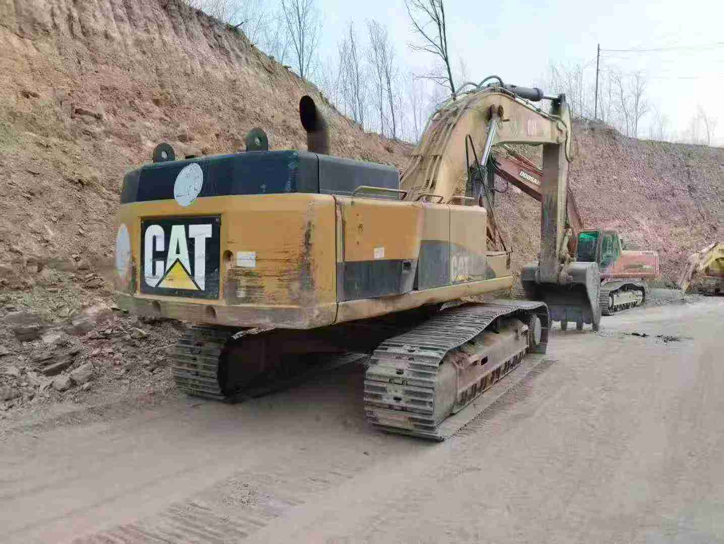 Buy Caterpillar 345D Used Excavator / 4 Used Caterpillar 345D Excavator 2011 Model / 4