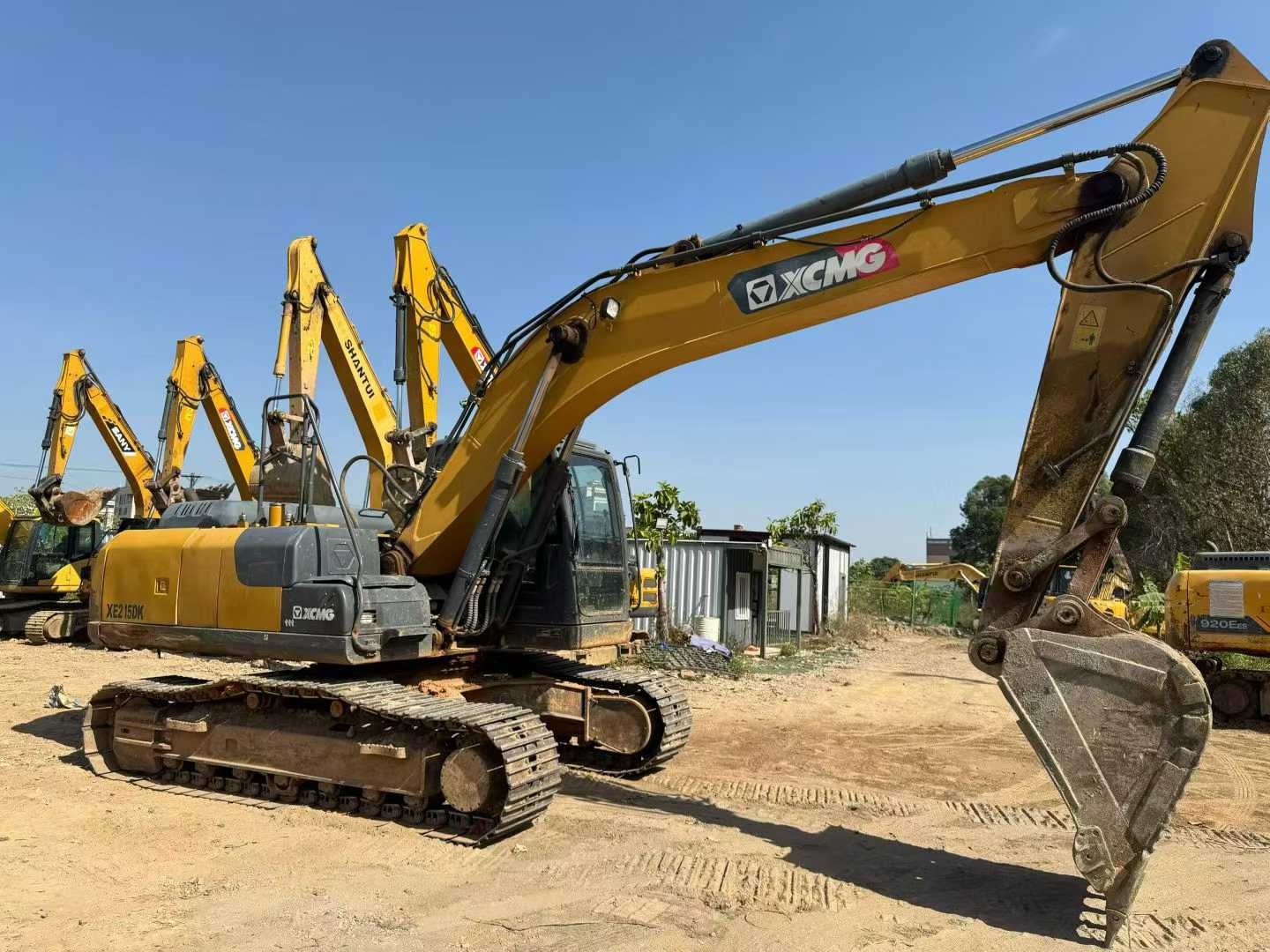 Buy XCMG LW200 Used Excavator / 2 Used XCMG LW200 Excavator 2020 Model / 2