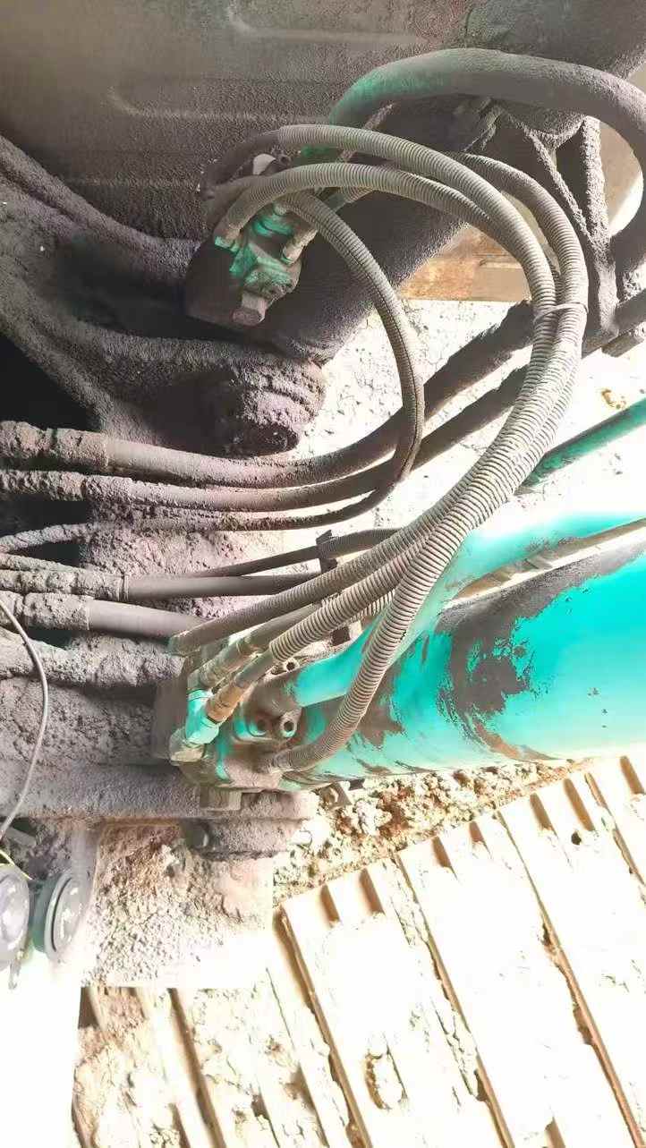 Buy Kobelco SK200 Used Excavator / 5 Used Kobelco SK200 Excavator 2016 Model / 5