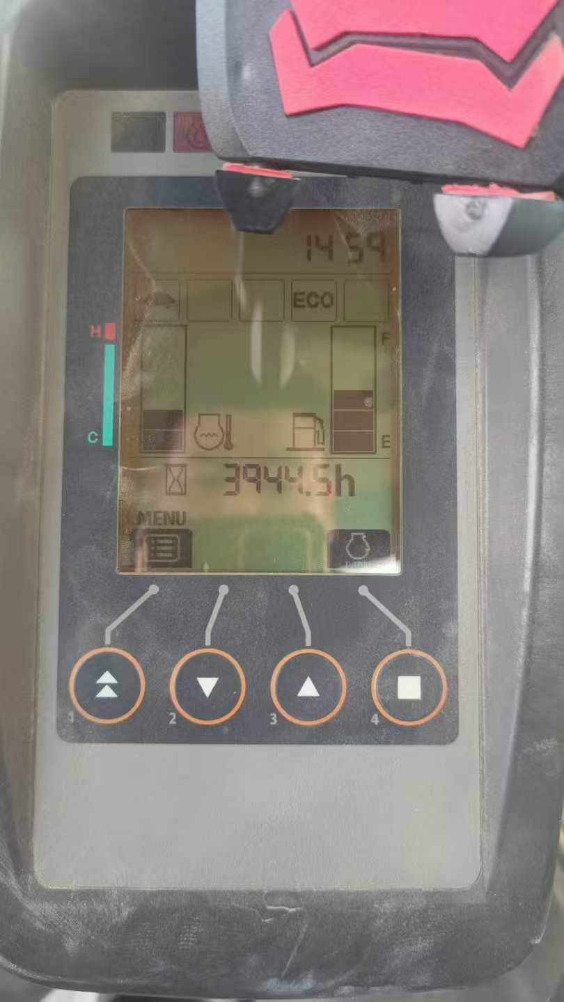 Buy Hitachi ZX60 Used Excavator / 4 Used Hitachi ZX60 Excavator 2021 Model / 4