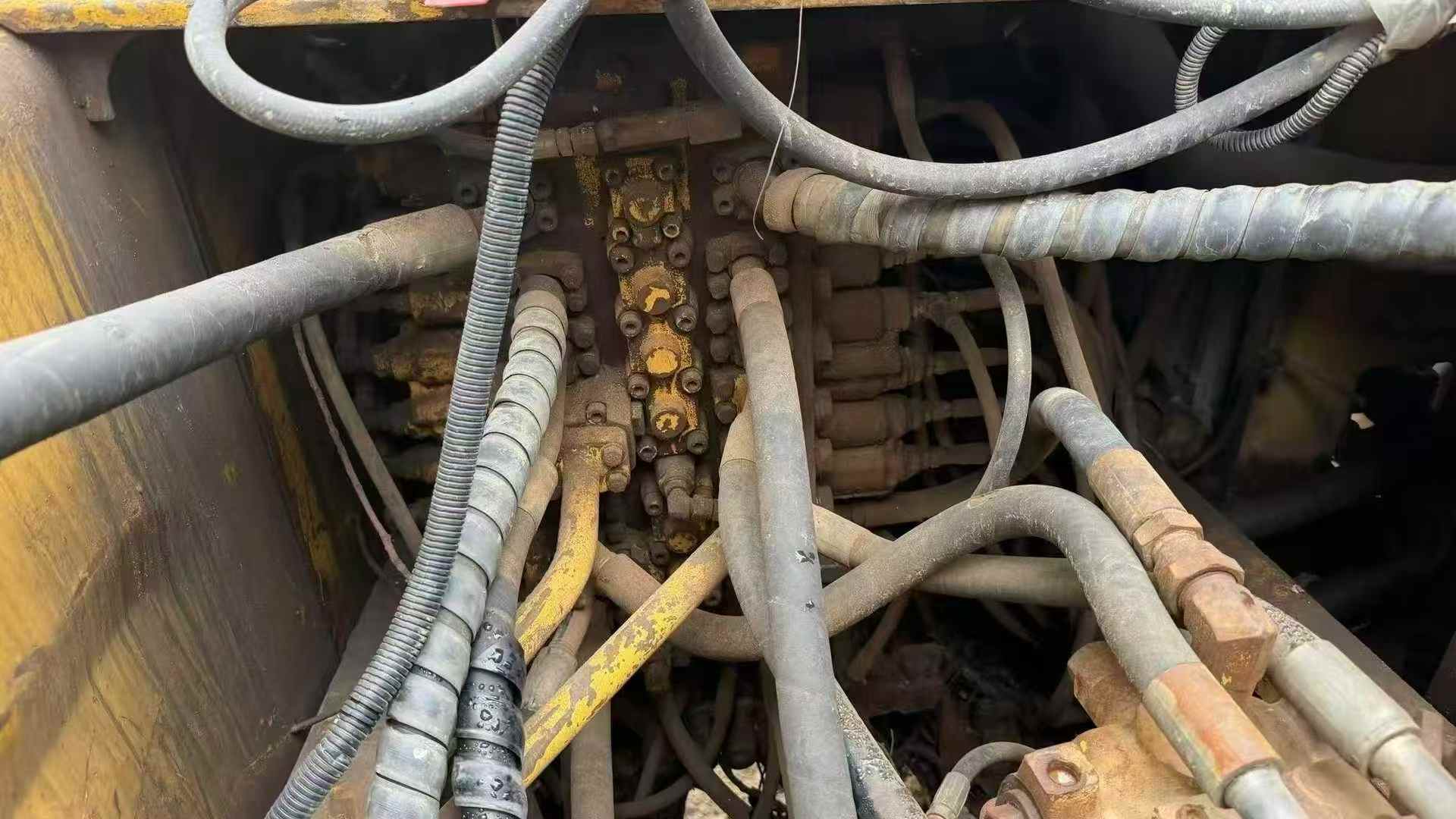 Buy Komatsu PW200-7 Used Excavator / 4 Used Komatsu PW200-7 Excavator 2016 Model / 4