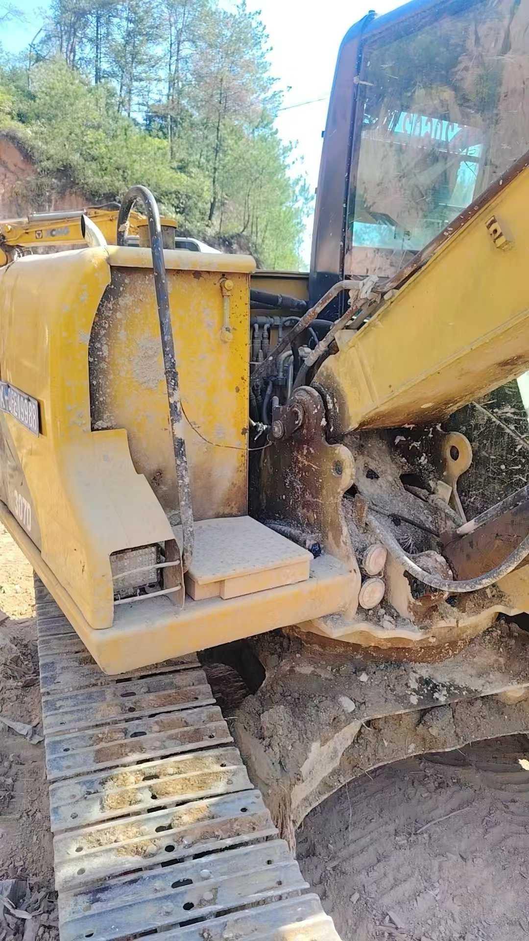 Buy Caterpillar 307V2 Used Excavator / 1