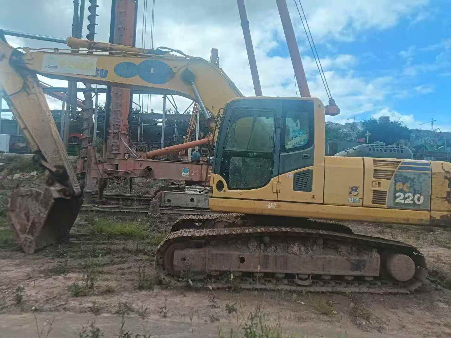 Buy Komatsu PC220-8 Used Excavator / 3 Used Komatsu PC220-8 Excavator 2016 Model / 3