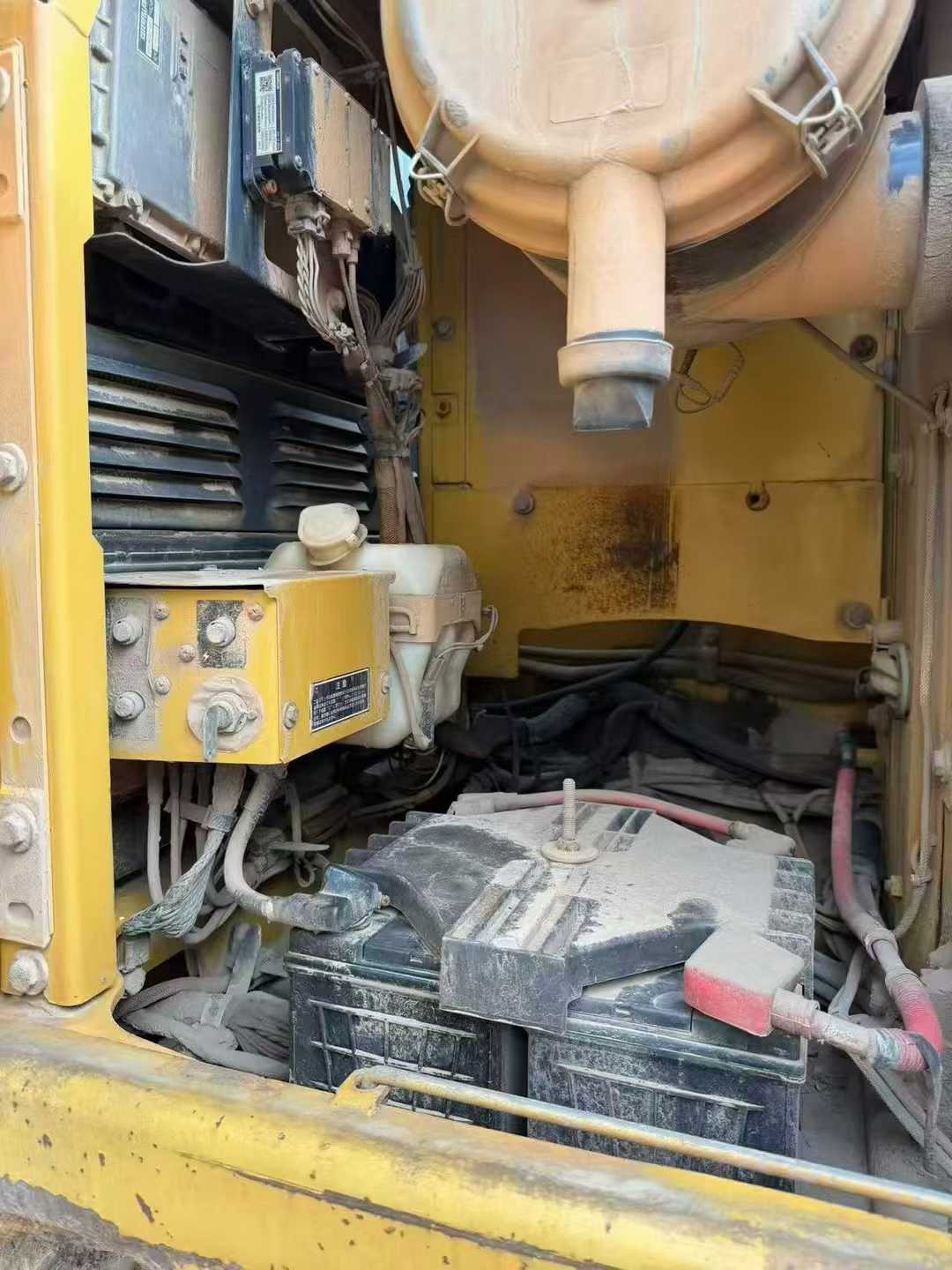 Buy Caterpillar 320D Used Excavator / 6 Used Caterpillar 320D Excavator 2016 Model / 6