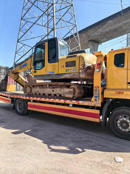 Buy XCMG XE135GA Used Excavator / 1