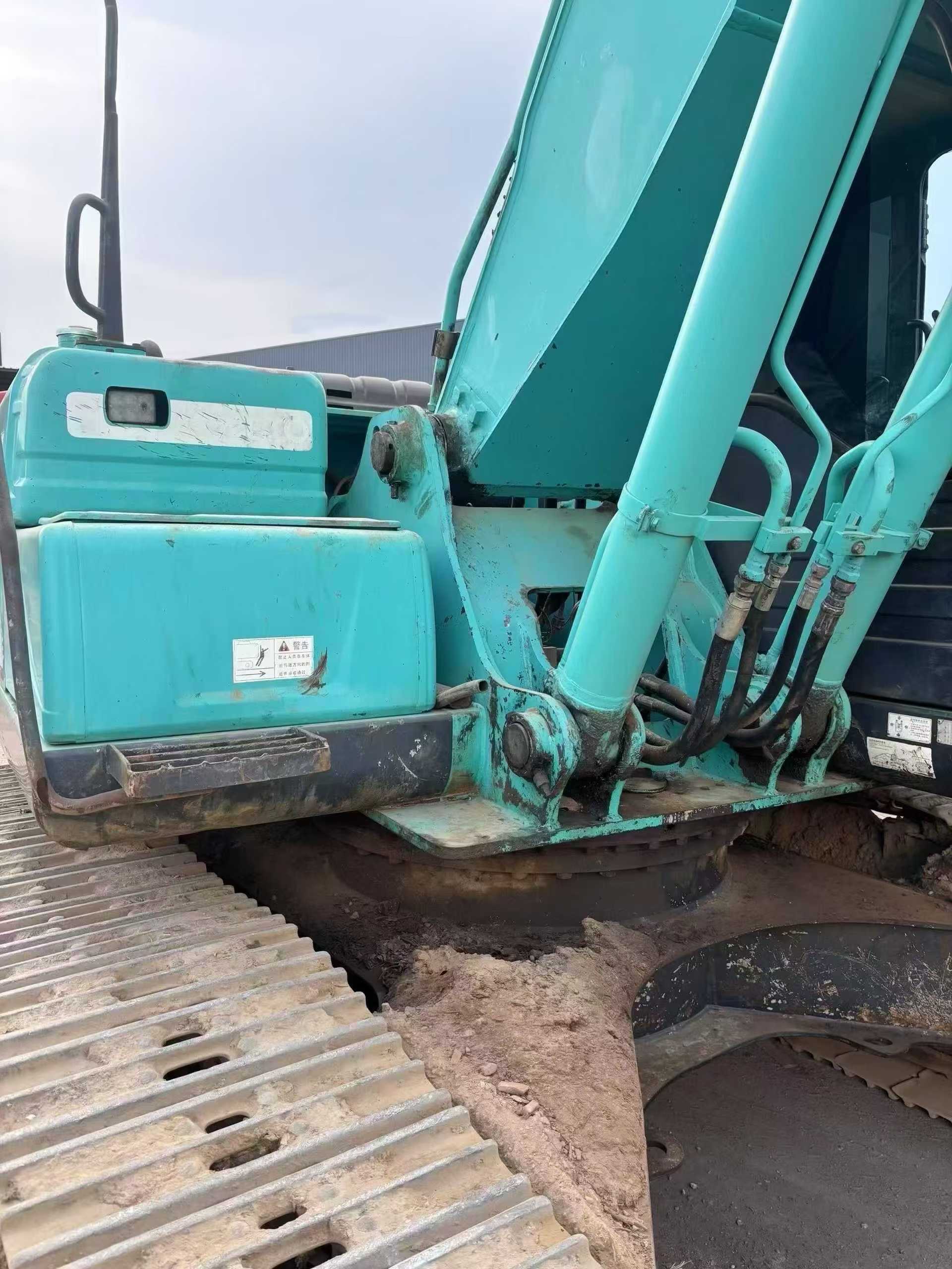 Buy Kobelco SK210 Used Excavator / 5 Used Kobelco SK210 Excavator 2010 Model / 5