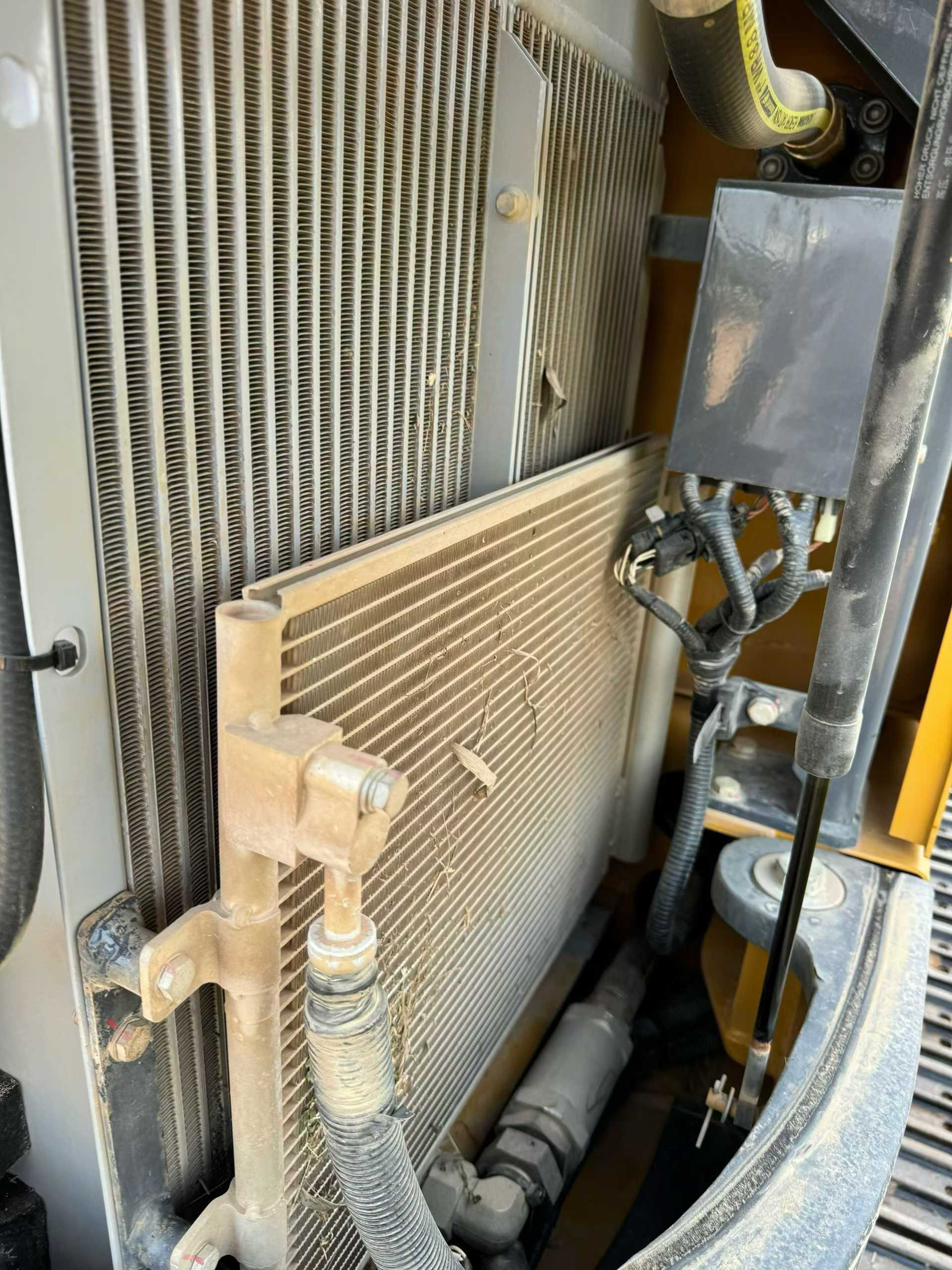 Buy XCMG XE60 Used Excavator / 8 Used XCMG XE60 Excavator 2022 Model / 8