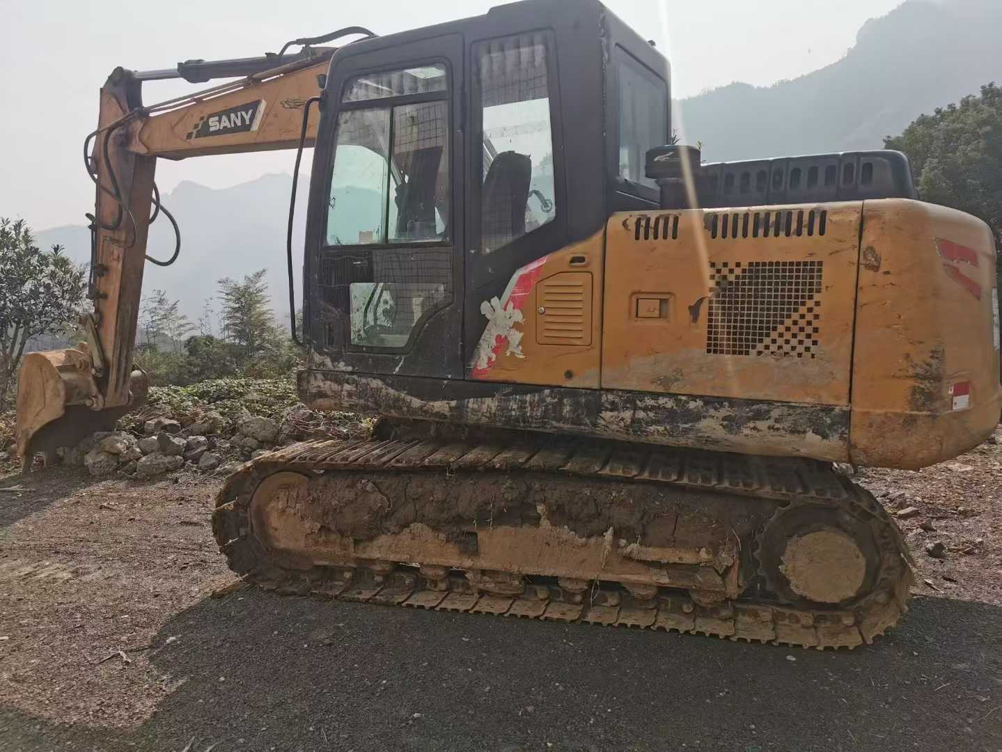 Buy Sany SY115C Used Excavator / 8 Used Sany SY115C Excavator 2016 Model / 8