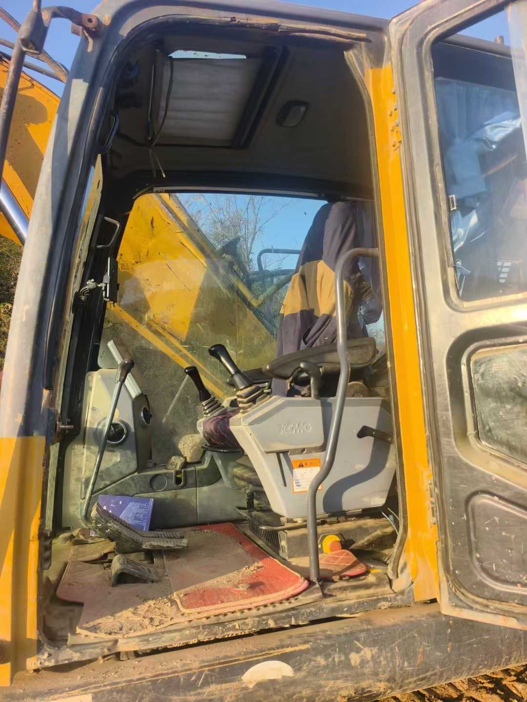 Buy XCMG LW200 Used Excavator / 9 Used XCMG LW200 Excavator 2018 Model / 9