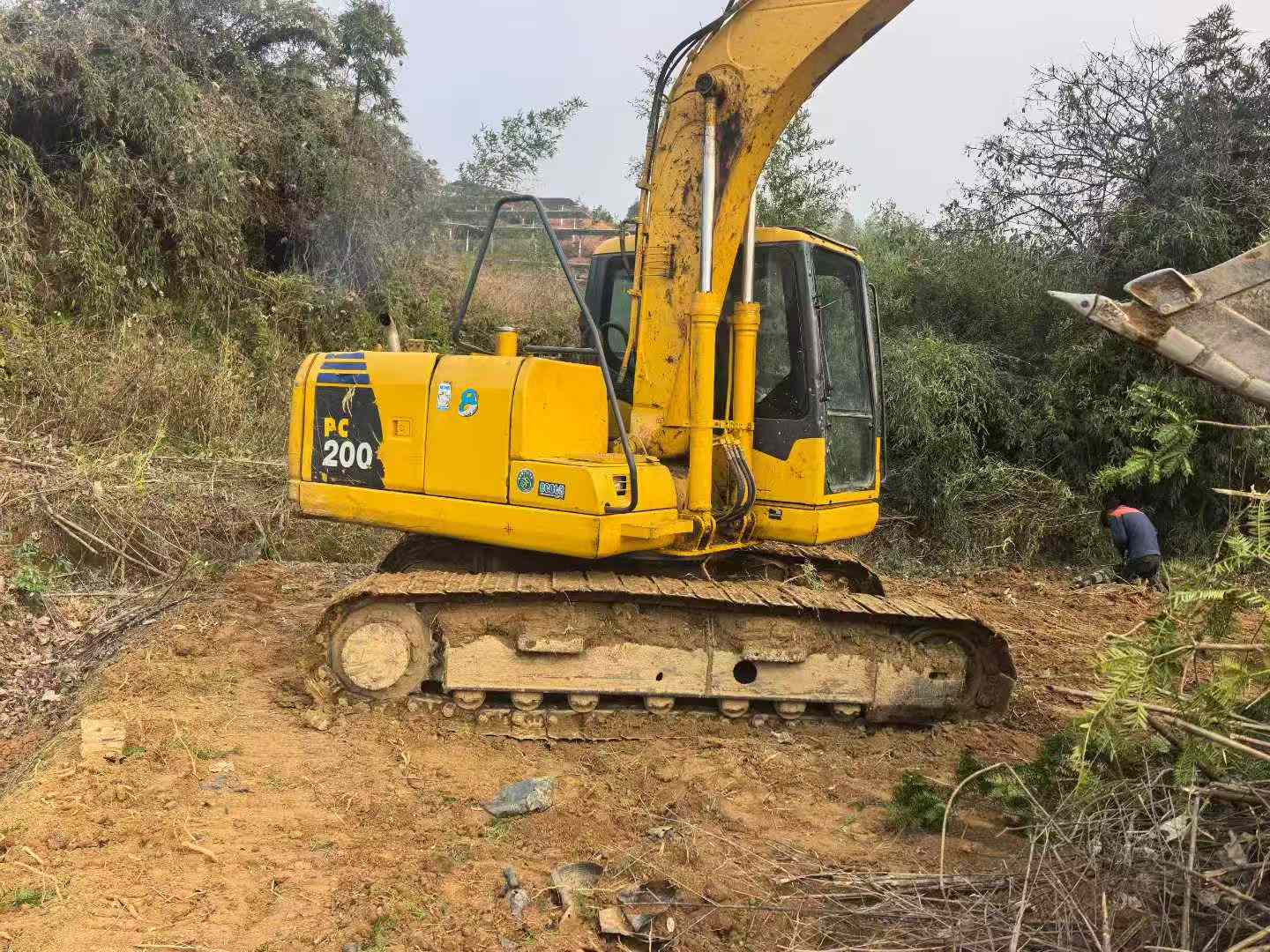 Used Komatsu PC130 Excavator 2010 Model / 9